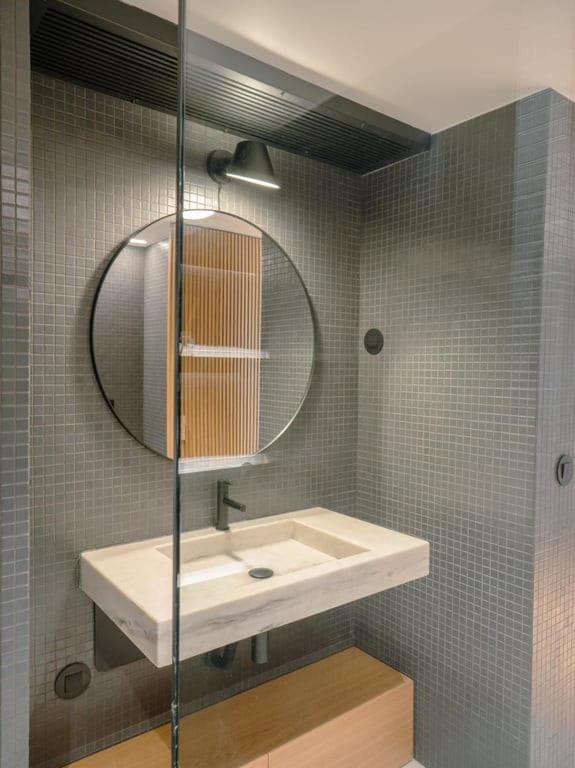 Vakantiehuis After B00Klng Must Scаn Qr-C0Dе --Chic 2Br Duplex *